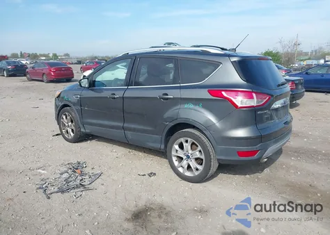 2016 Ford Escape Titanium z USA, uszkodzony, nr VIN 1FMCU9J95GUB85602